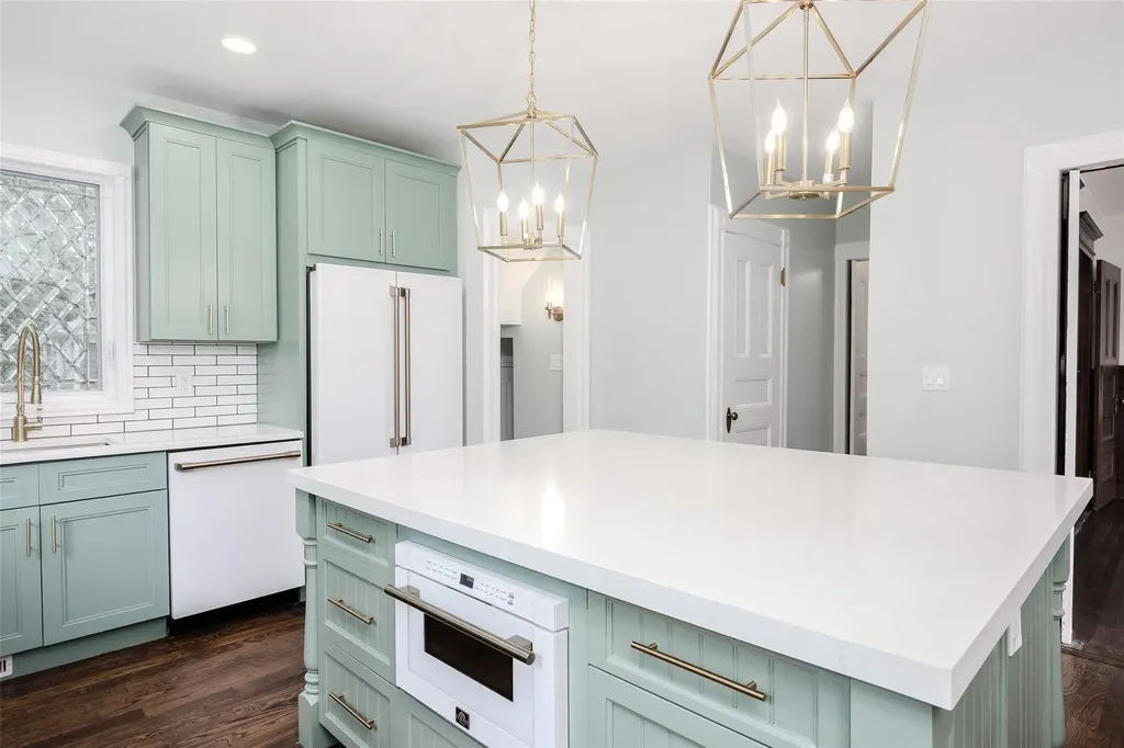 131 Ostrander Avenue Riverhead NY 11901