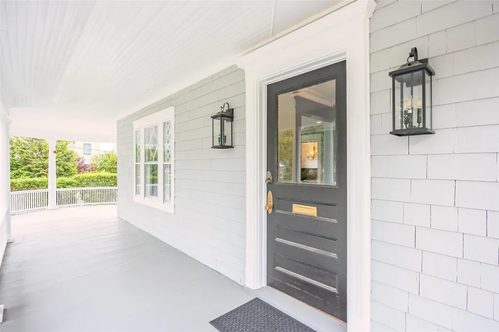 131 Ostrander Avenue Riverhead NY 11901