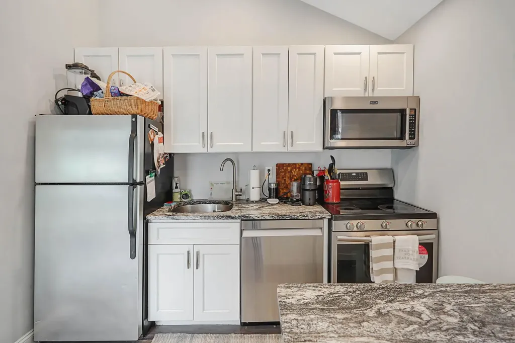 16 Pearl Road Rocky Point NY 11778