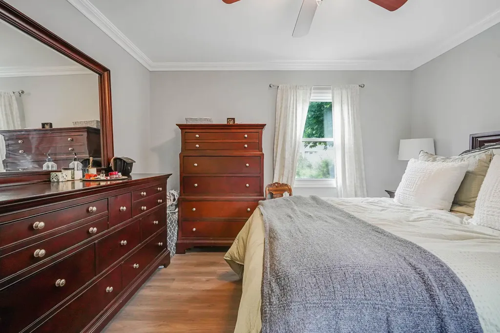 16 Pearl Road Rocky Point NY 11778