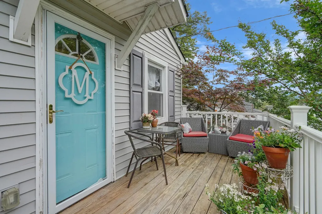 16 Pearl Road Rocky Point NY 11778