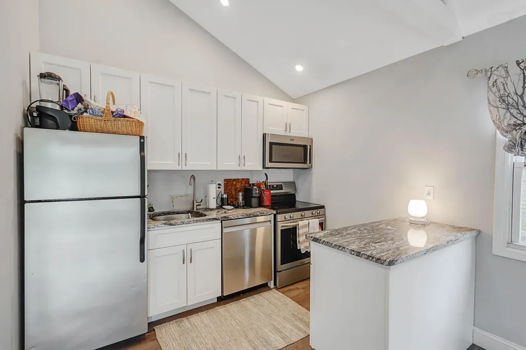 16 Pearl Road Rocky Point NY 11778
