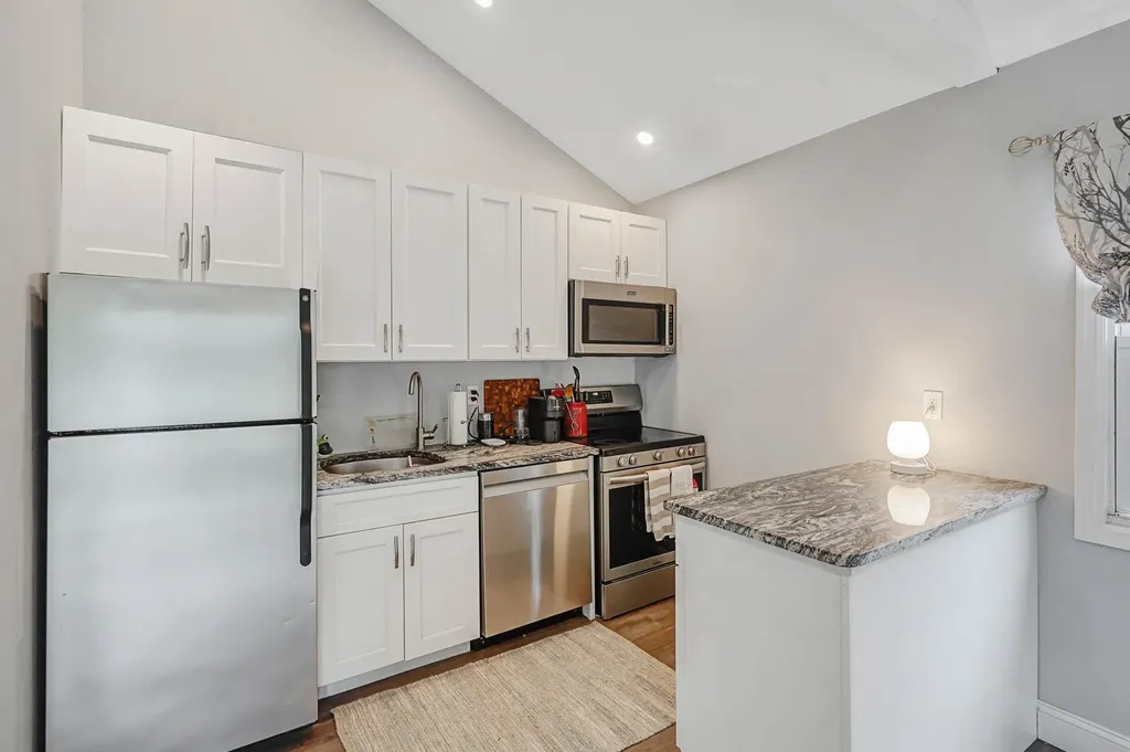 16 Pearl Road Rocky Point NY 11778