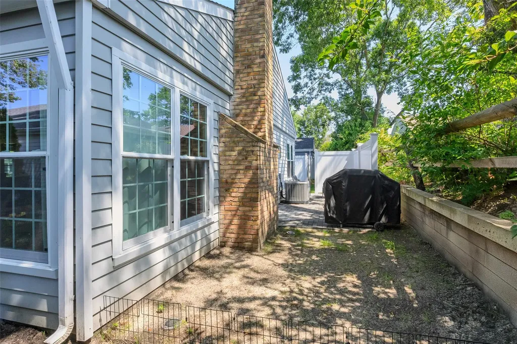 202 Kingston Drive Ridge NY 11961