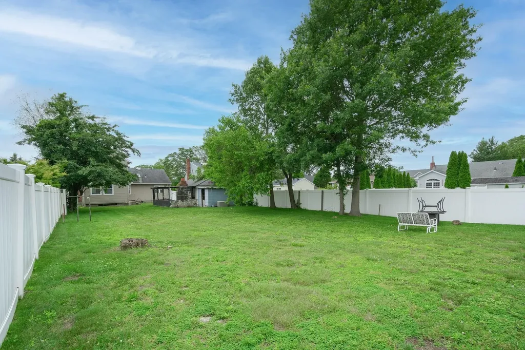 36 Irving Street Bethpage NY 11714