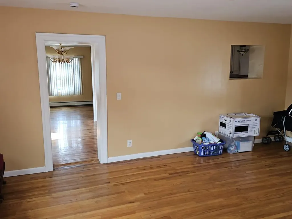 92 Norfeld Boulevard Elmont NY 11003
