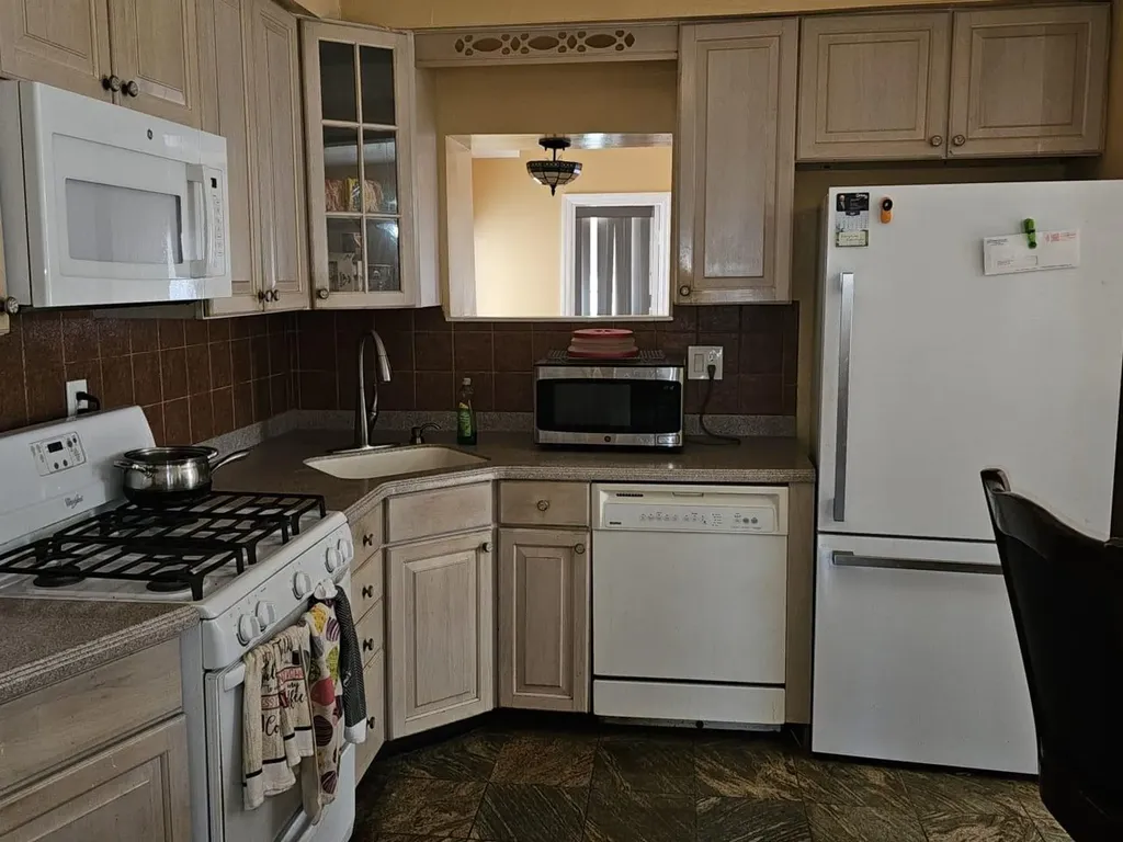 92 Norfeld Boulevard Elmont NY 11003