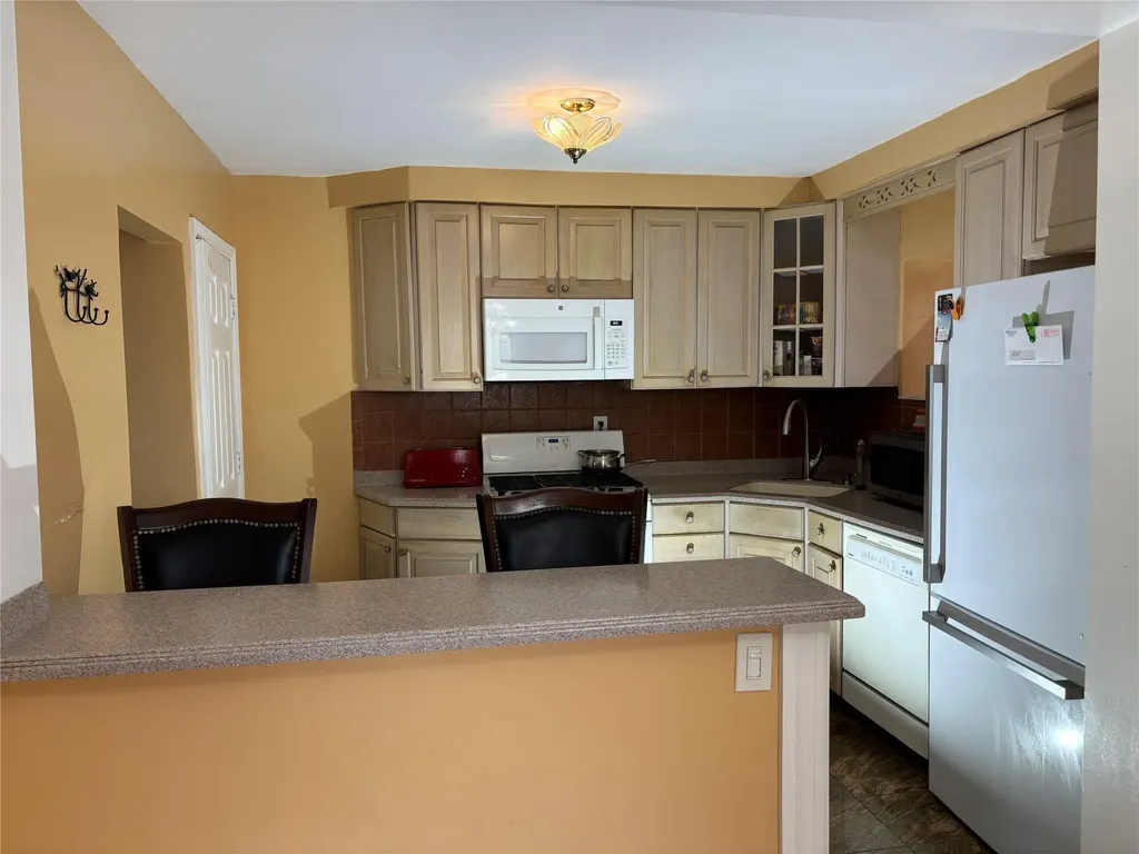 92 Norfeld Boulevard Elmont NY 11003