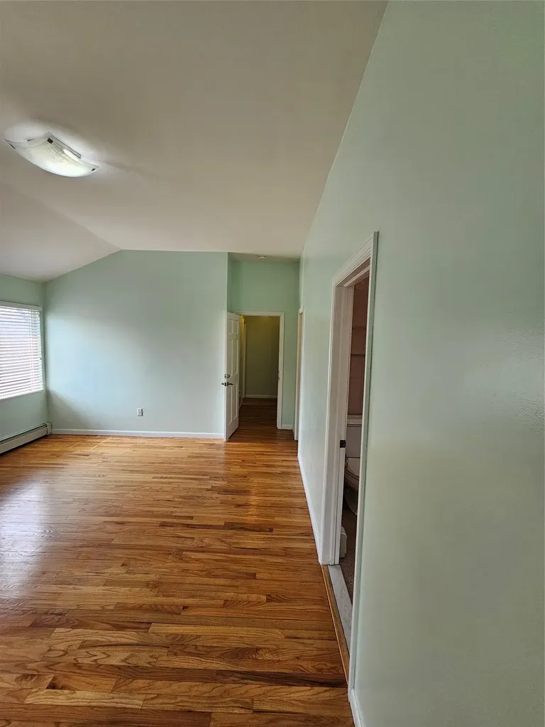 92 Norfeld Boulevard Elmont NY 11003