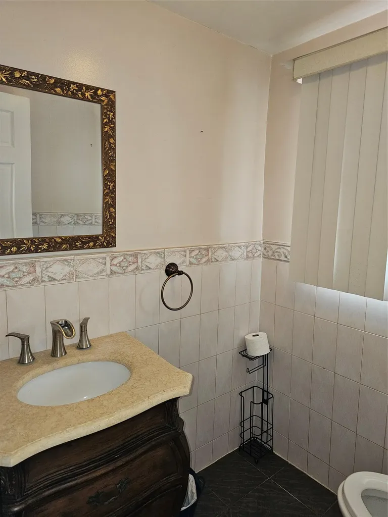 92 Norfeld Boulevard Elmont NY 11003