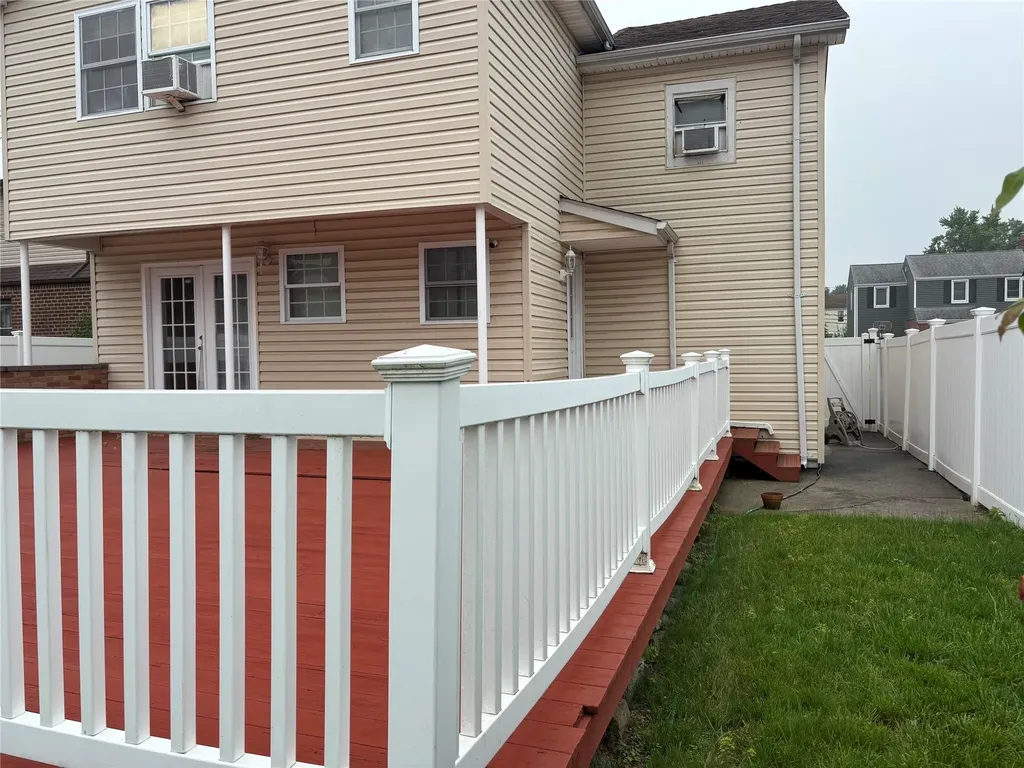 92 Norfeld Boulevard Elmont NY 11003