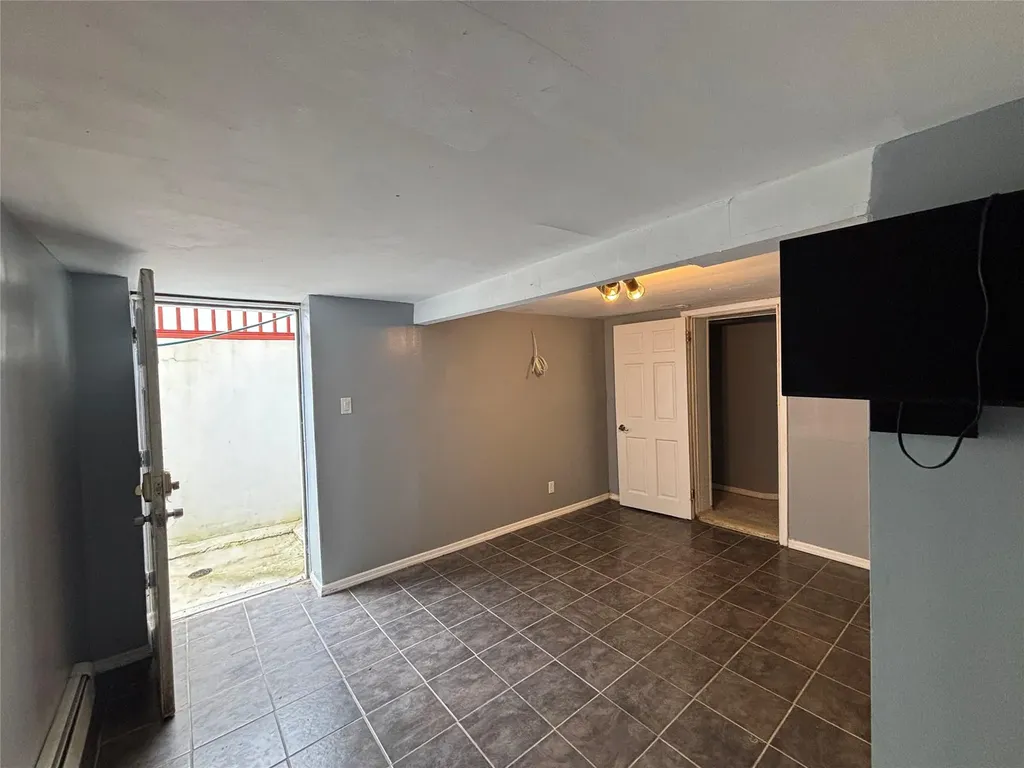 92 Norfeld Boulevard Elmont NY 11003
