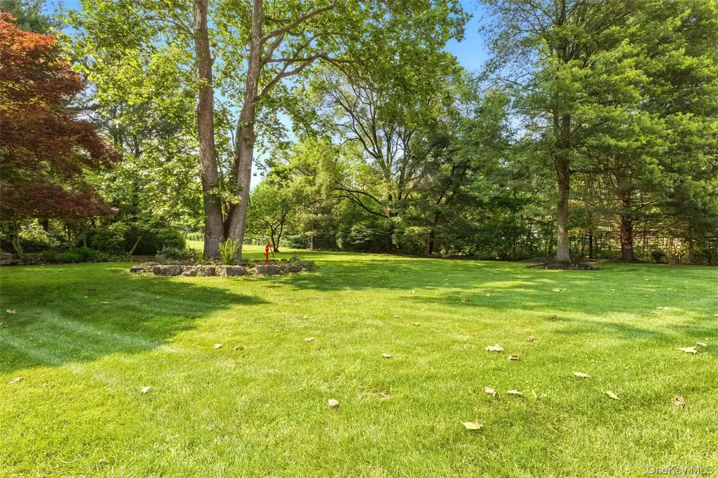 55 Kinsley Grove Pearl River NY 10965