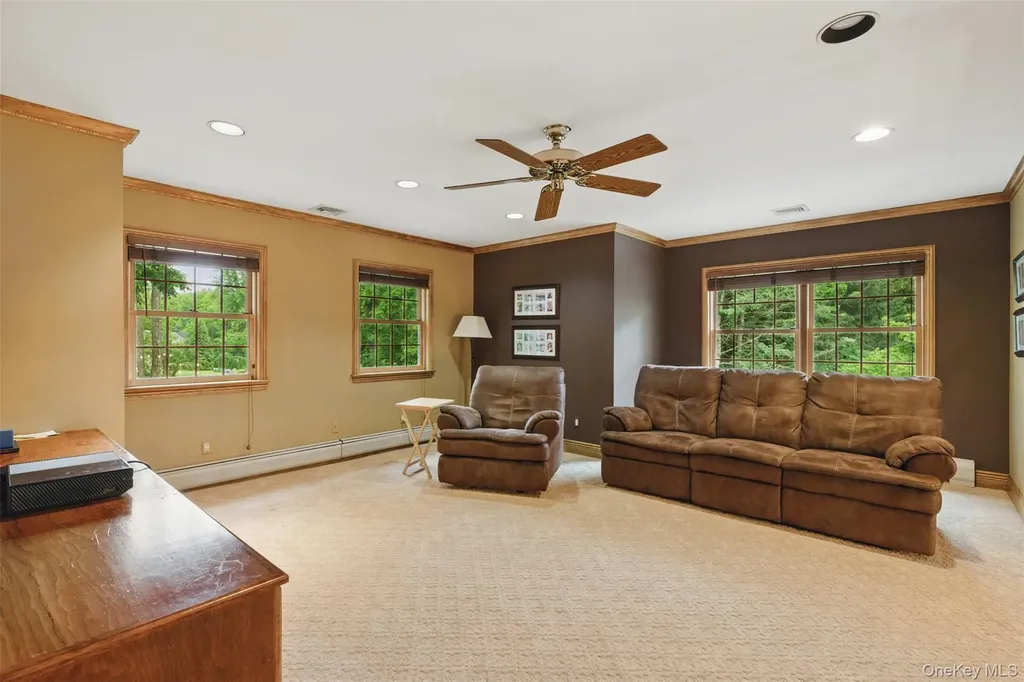 55 Kinsley Grove Pearl River NY 10965