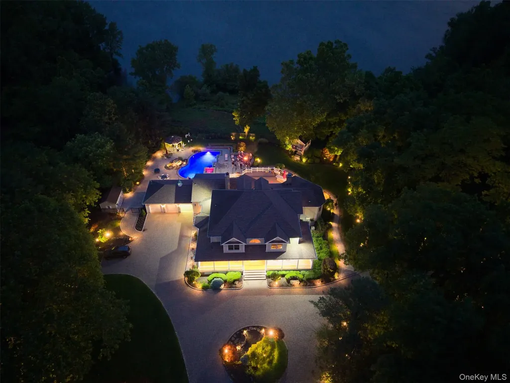55 Kinsley Grove Pearl River NY 10965