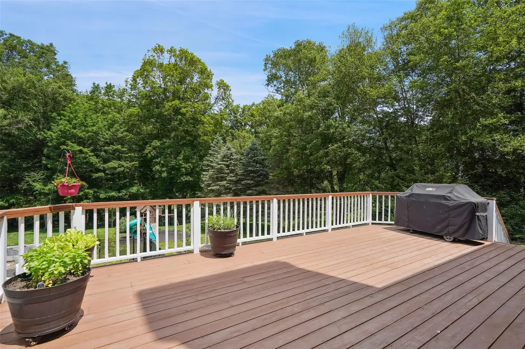 64 Lambert Ridge Cross River NY 10518