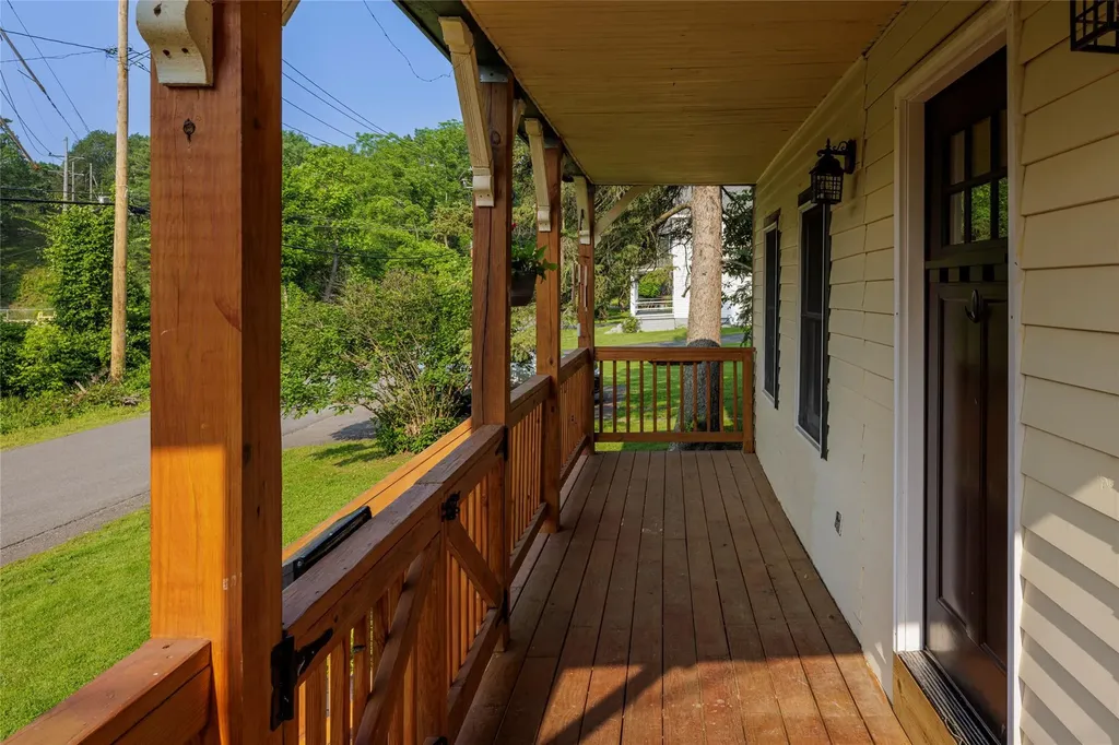 12 Mill Street Chatham NY 12037