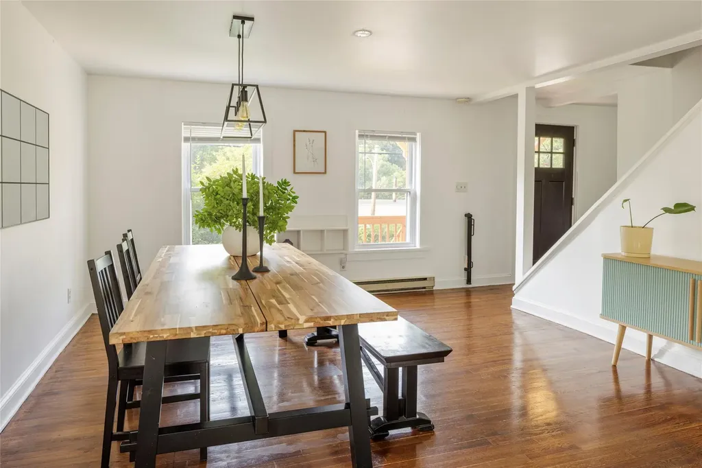12 Mill Street Chatham NY 12037