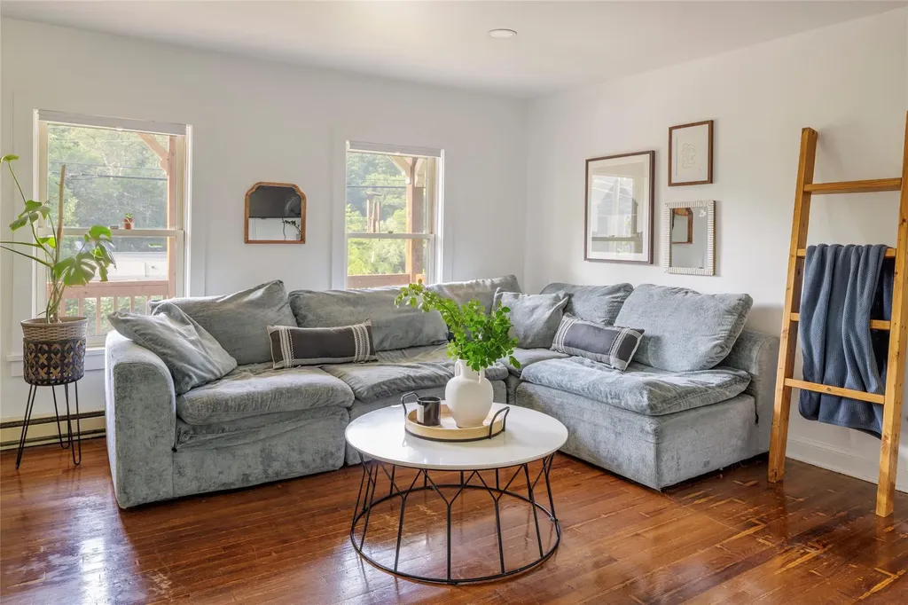 12 Mill Street Chatham NY 12037