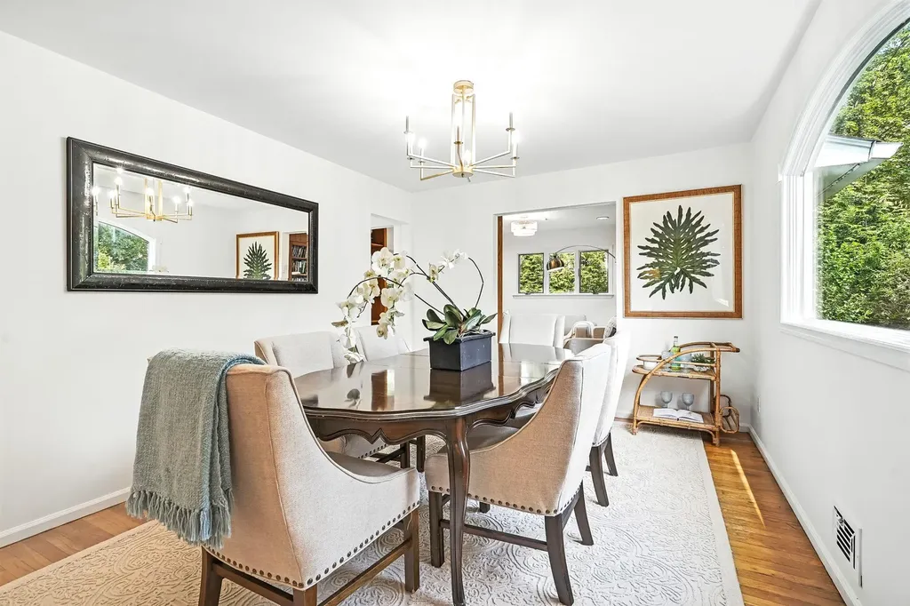 65 Shepherds Drive Scarsdale NY 10583