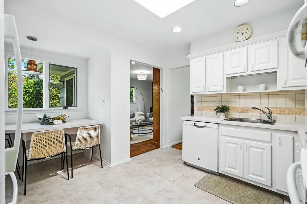 65 Shepherds Drive Scarsdale NY 10583
