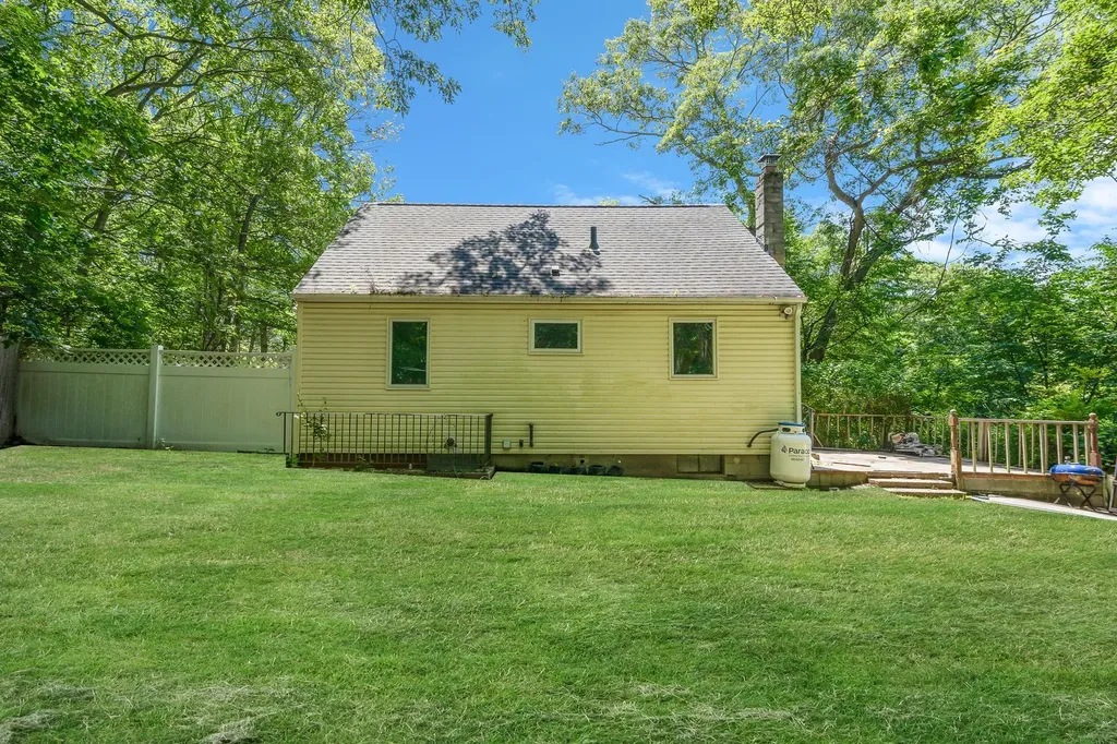 107 Cedar Lane Medford NY 11763