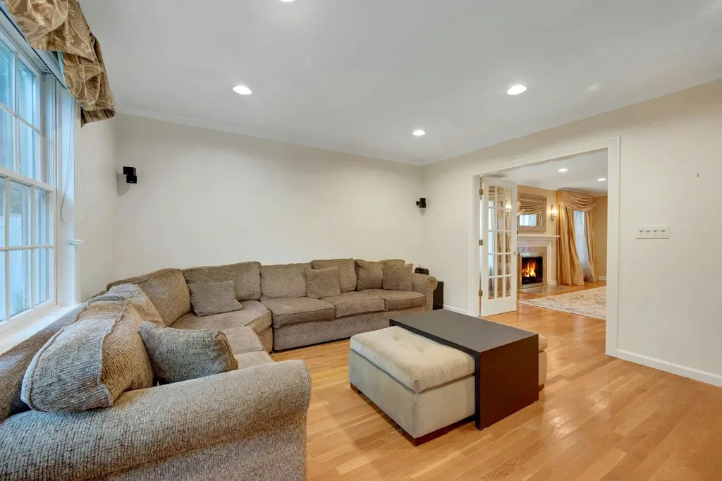 4 Longview Drive Eastchester NY 10709