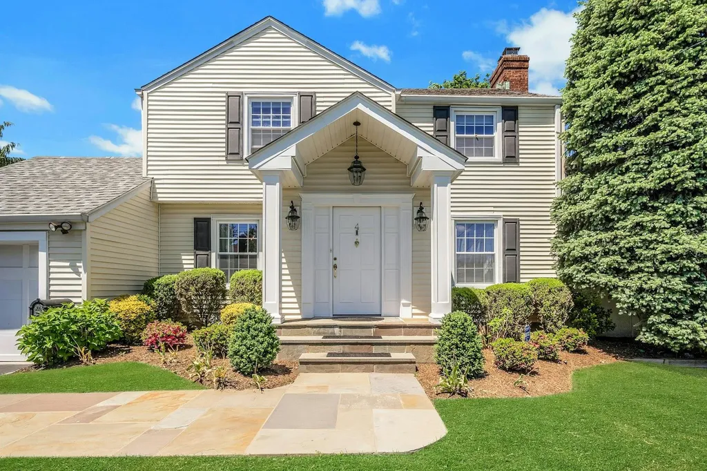 4 Longview Drive Eastchester NY 10709