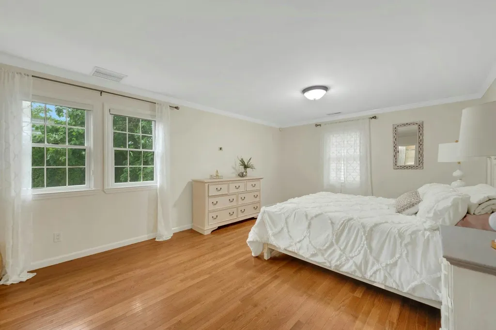 4 Longview Drive Eastchester NY 10709