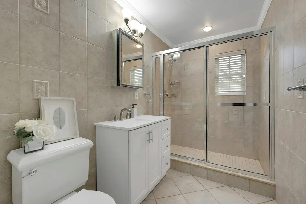 4 Longview Drive Eastchester NY 10709