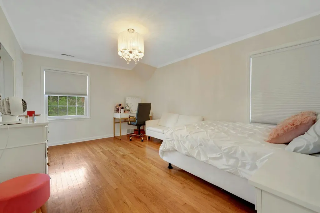 4 Longview Drive Eastchester NY 10709