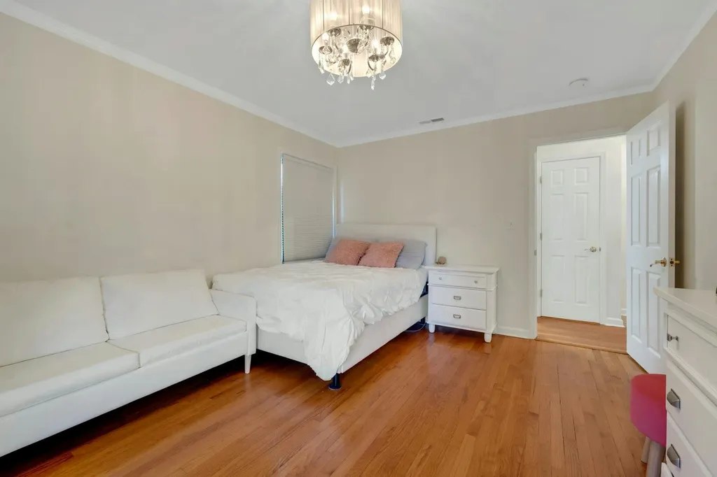 4 Longview Drive Eastchester NY 10709