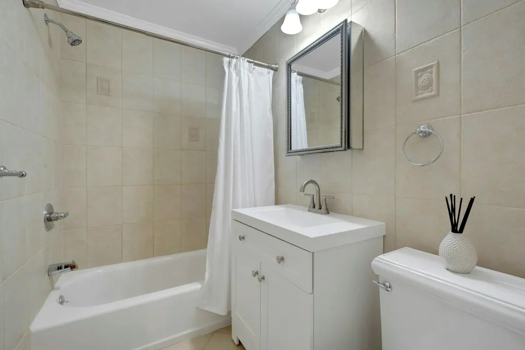 4 Longview Drive Eastchester NY 10709