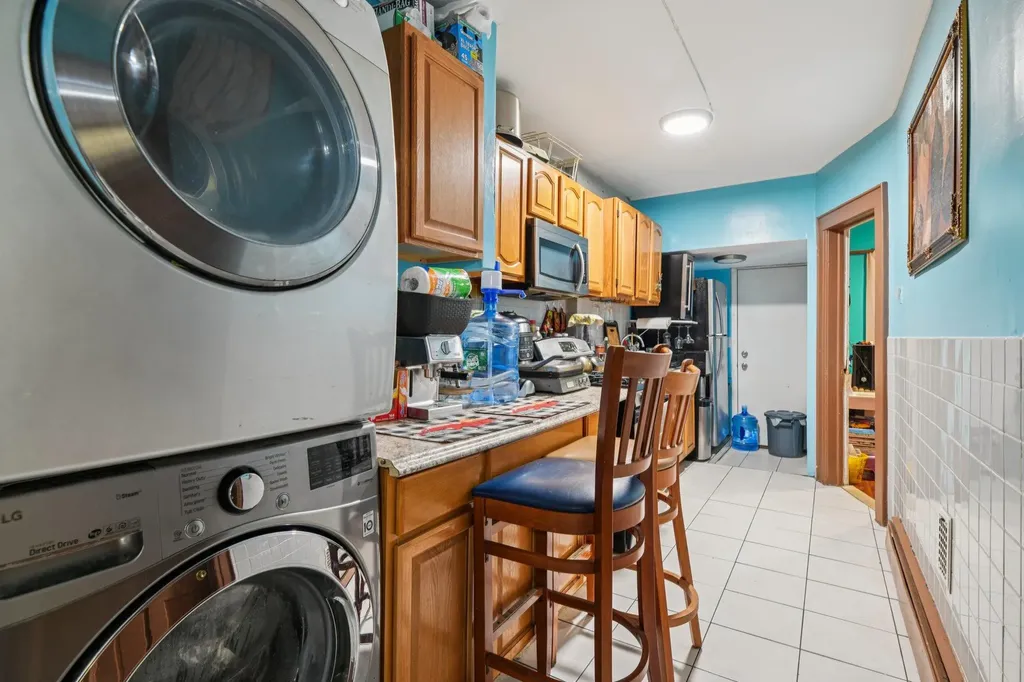 9406 76th Street Ozone Park NY 11416