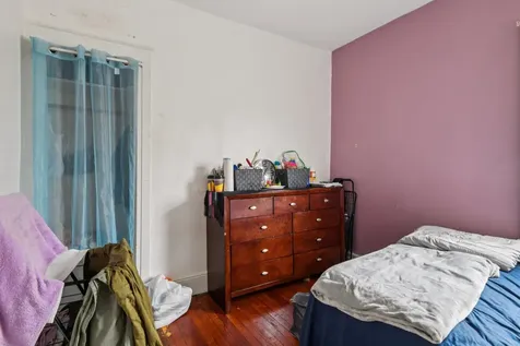 9406 76th Street Ozone Park NY 11416
