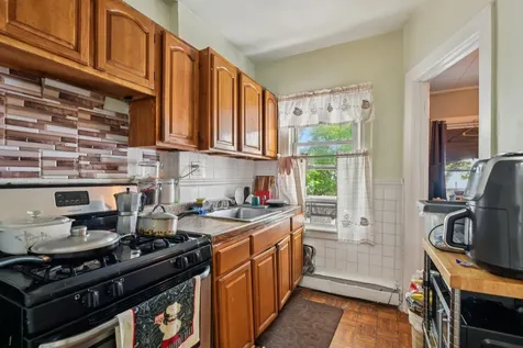 9406 76th Street Ozone Park NY 11416