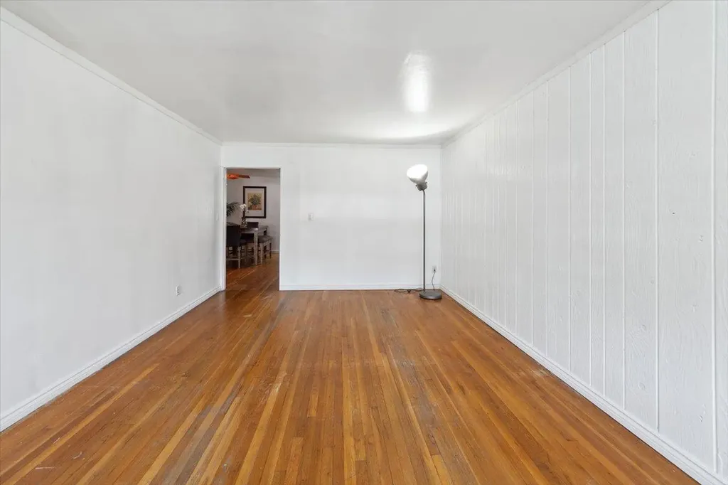 710 E 213th Street Bronx NY 10467