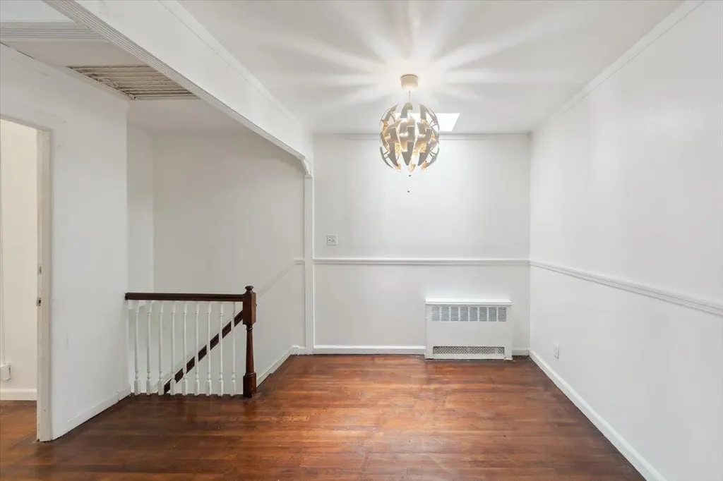 710 E 213th Street Bronx NY 10467