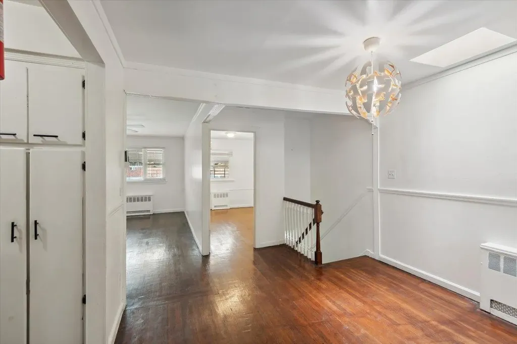 710 E 213th Street Bronx NY 10467
