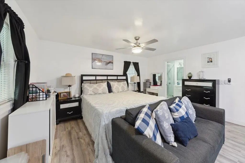 710 E 213th Street Bronx NY 10467