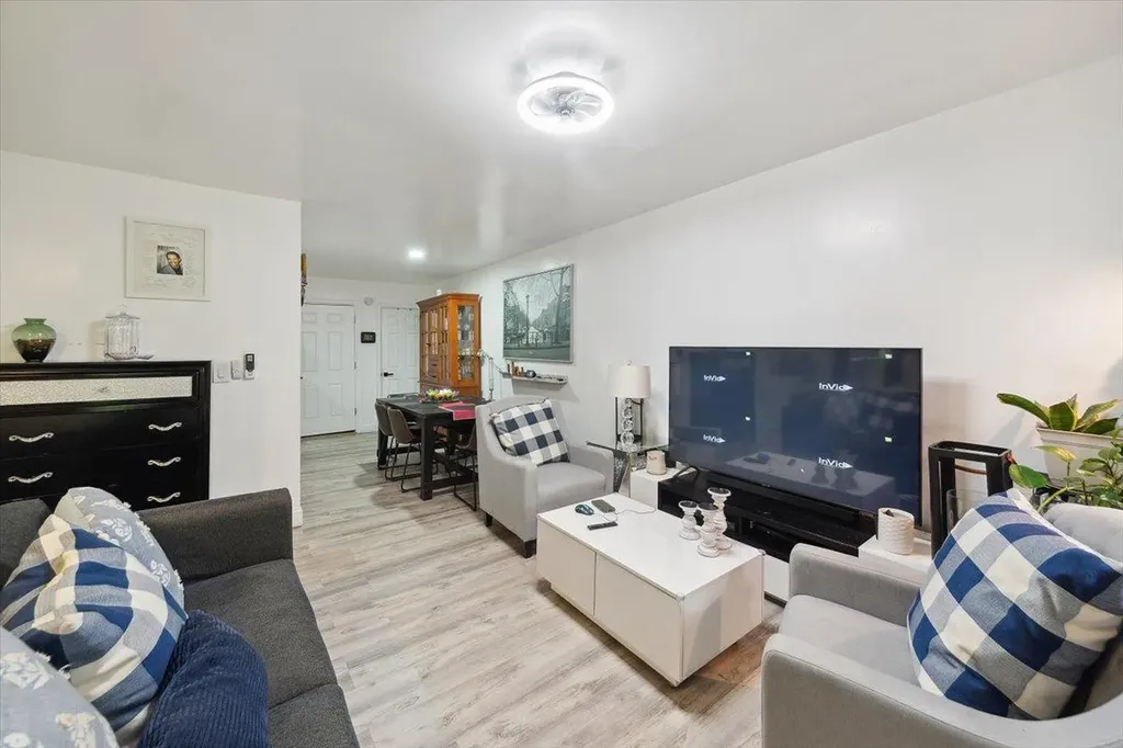 710 E 213th Street Bronx NY 10467