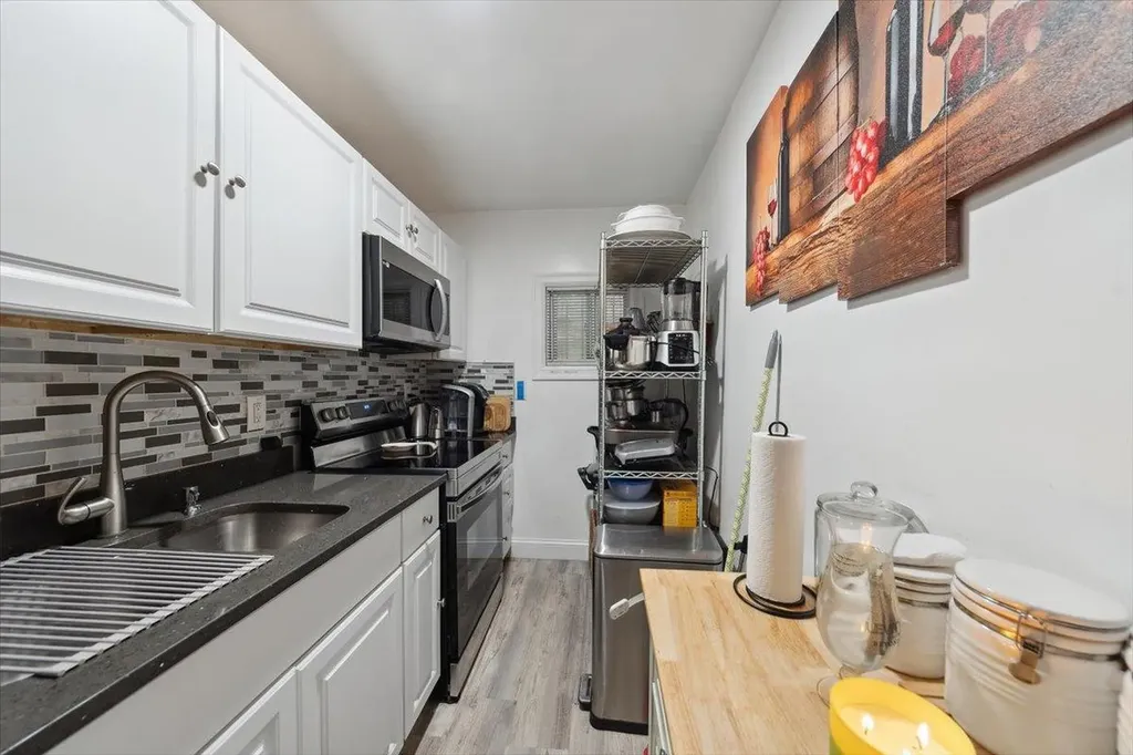 710 E 213th Street Bronx NY 10467