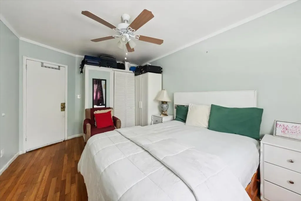 710 E 213th Street Bronx NY 10467
