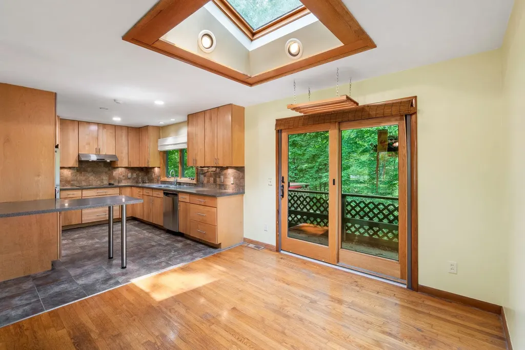 41 Colburn Drive Poughkeepsie NY 12603