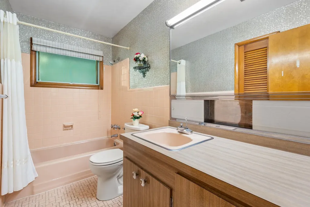 41 Colburn Drive Poughkeepsie NY 12603