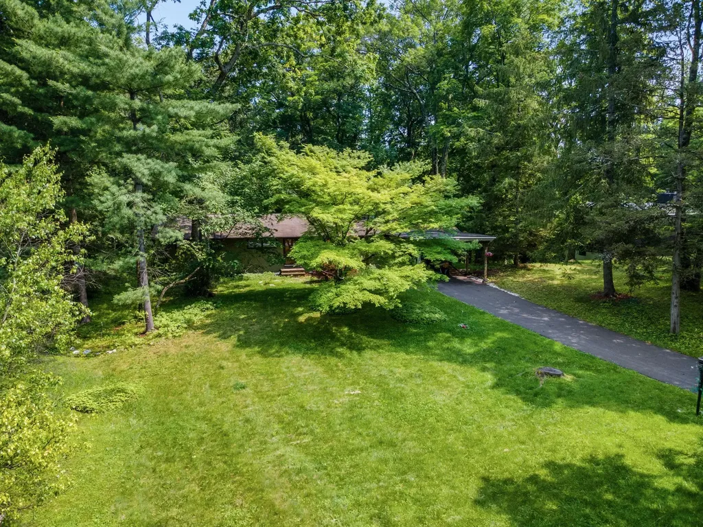 41 Colburn Drive Poughkeepsie NY 12603
