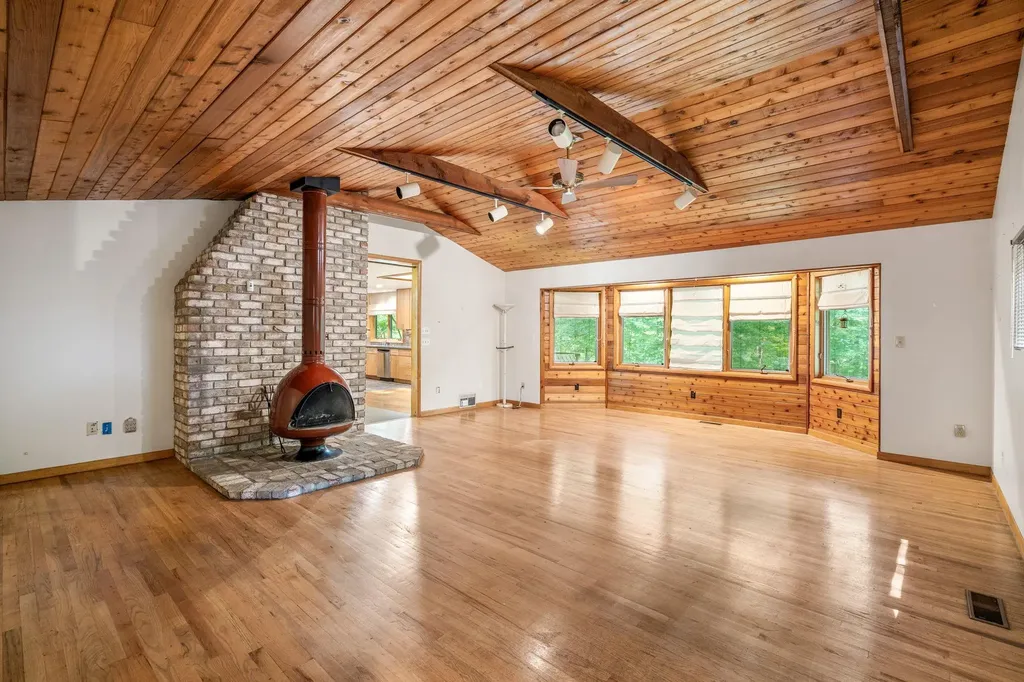 41 Colburn Drive Poughkeepsie NY 12603