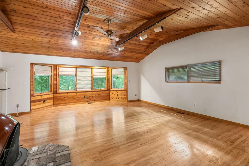 41 Colburn Drive Poughkeepsie NY 12603