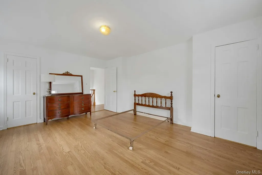 136 White Road Scarsdale NY 10583