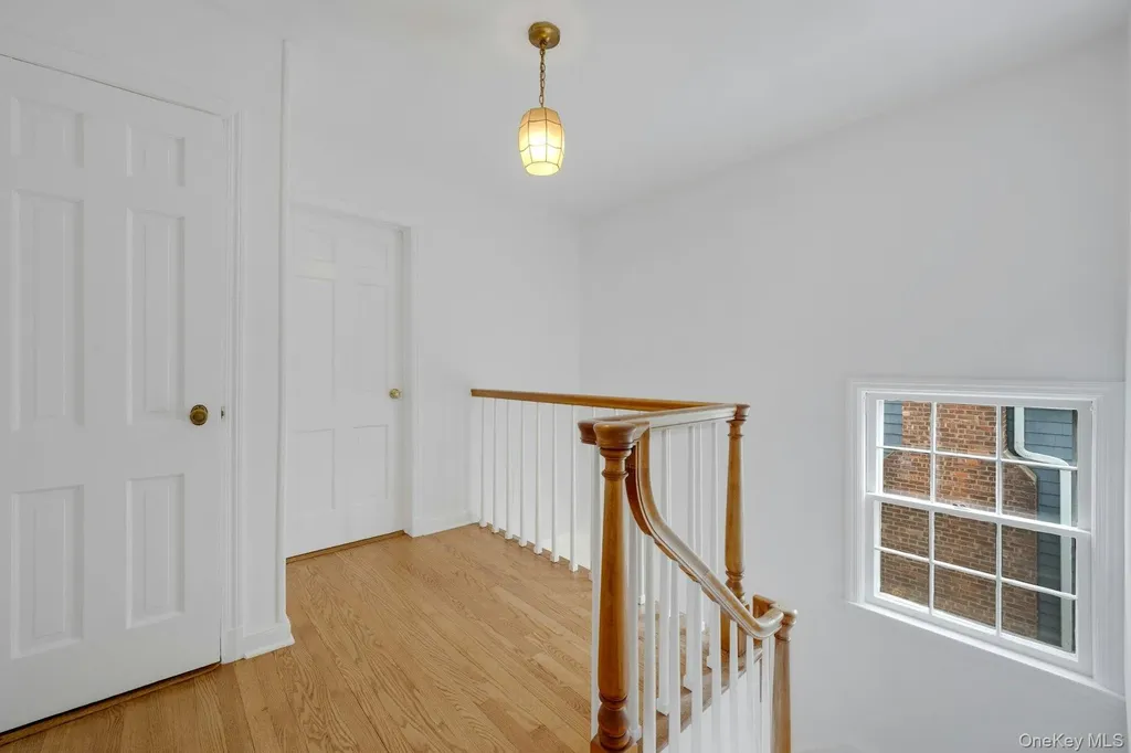 136 White Road Scarsdale NY 10583
